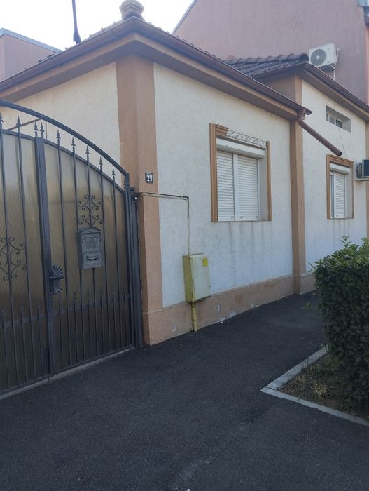 Dau in chirie casă în Satu Mare strada Aurel Vlaicu