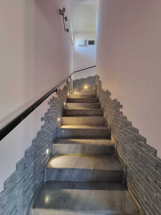 Прекрасна двуетажна къща в с. Кошарица, обл. Бургас