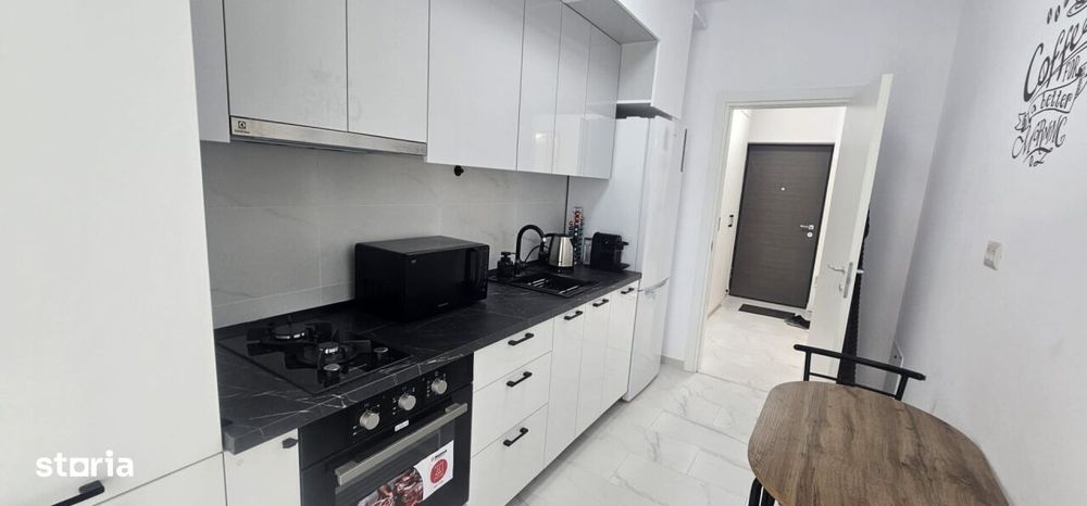 Inchiriere apartament bloc nou 1 camera Unirea Towes