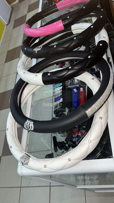 Чехлы на руль / оплетка на руль