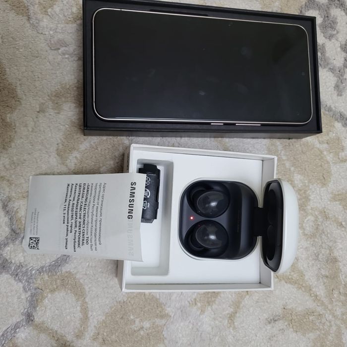 Samsung S22-256Gb Идеал Срочно