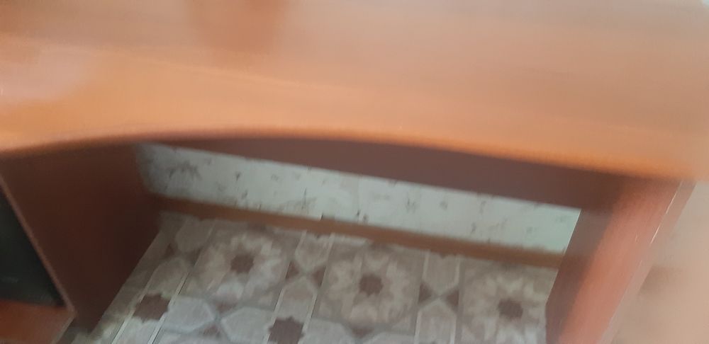 Продам стол для комьютера