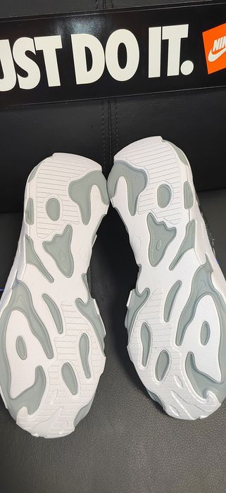 Nike React Live, номер 38,5