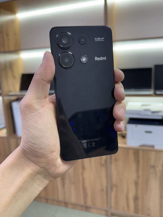 Телефон Redmi Note 13