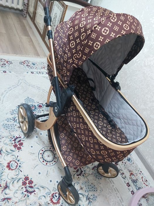 Продам коляску в отличном состоянии