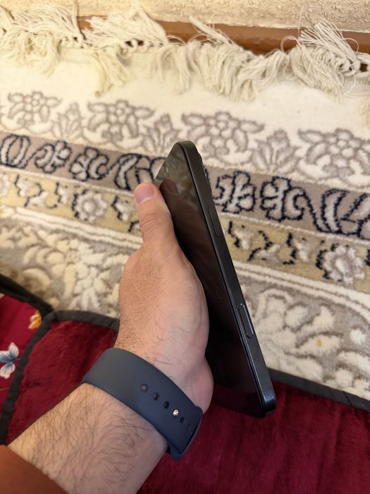 iPhone 16 Pro Max qora 256 GB sotilad