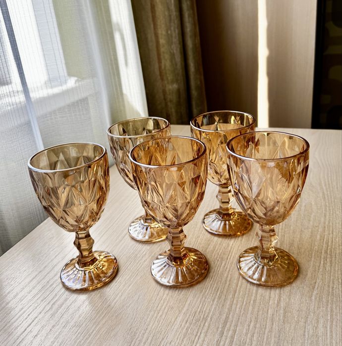 Бокалы для напитков, большие