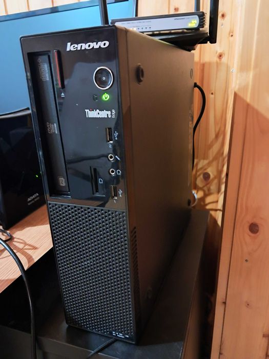 Unitate PC Slim LENOVO i3 / 3.3 Ghz / 8GB DDR3
