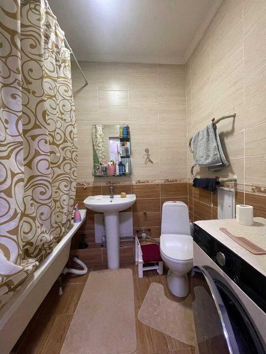 Срочно Продам 2х ком.кв Жк Батыр