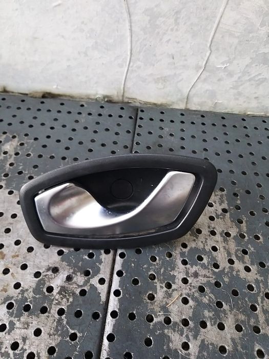 Maner interior usa stanga fata renault captur 1 j5 h5 806700006r