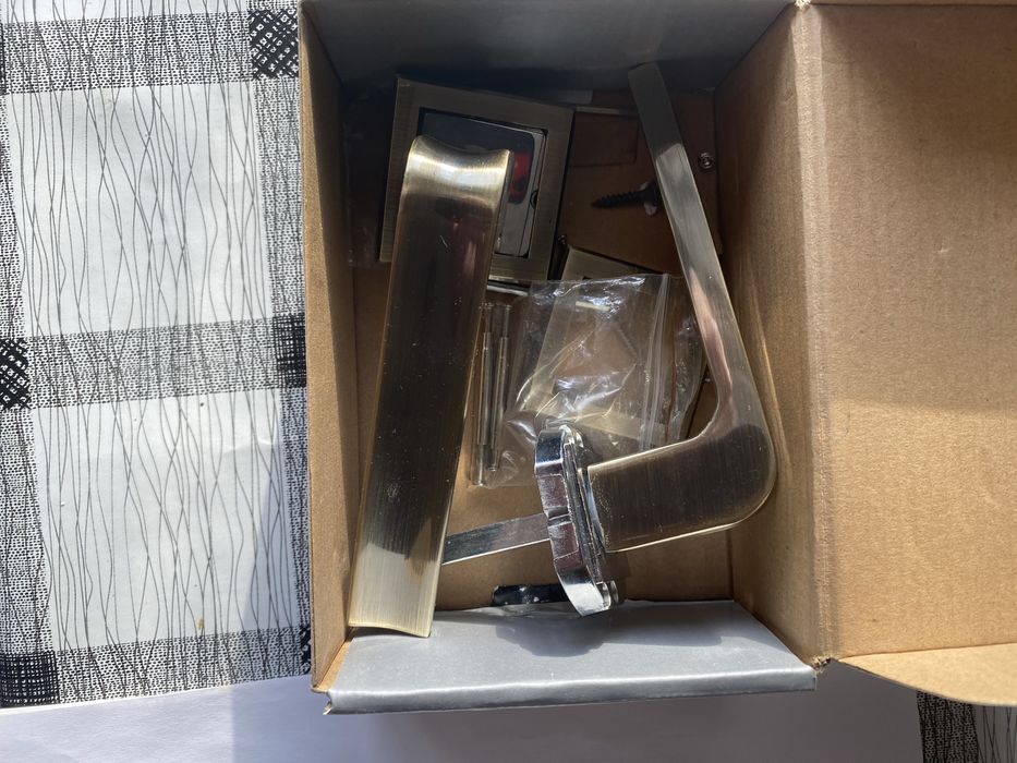 Ручки дверные для межкомнатных