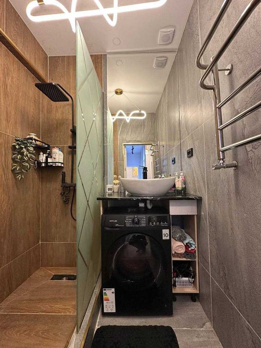 Сдаётся новая квартира на Шайхантахуре, Камолон, ор-р: Дружба Нородов!