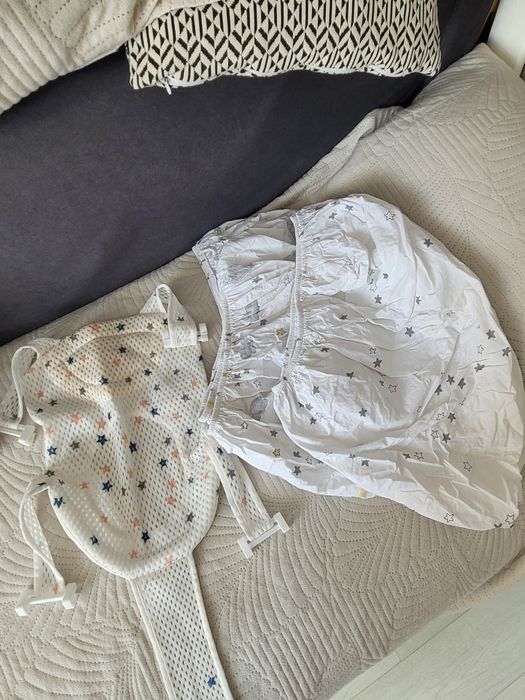 Продам детский манеж и вещи для малыша