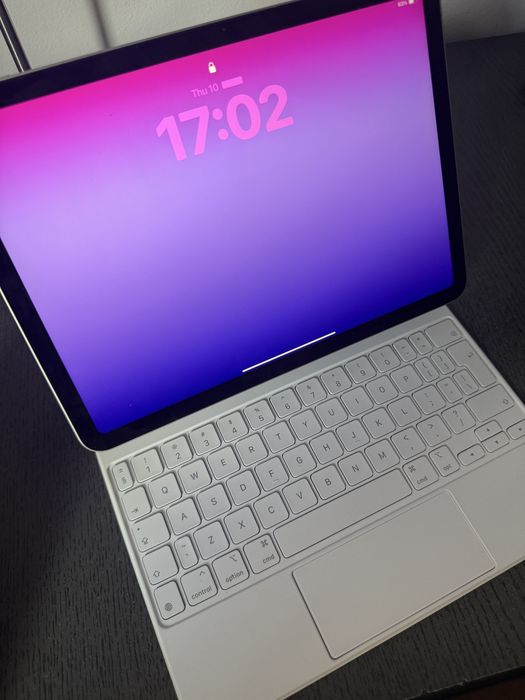 iPad Air 13 Wi-Fi, 128GB, culoare Starlight