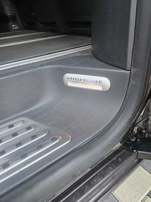 VW Multivan Highline 140 CP 4 MOTION
