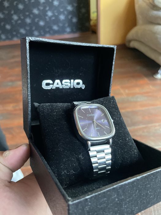 Часы CASIO все есть хорошое качество