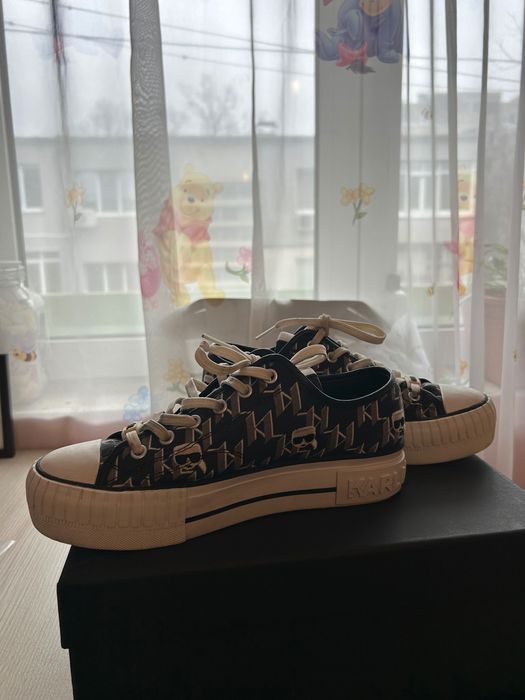 Обувки Karl Lagerfeld