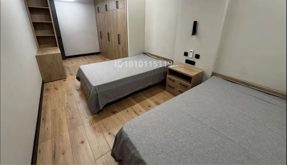 Кровать односпальная с матрасом