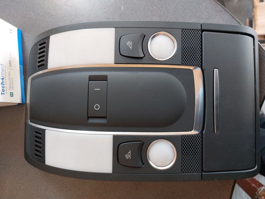 Plafoniera + oglinda interioara cu senzor negre Sline AUDI A6 C6 4F