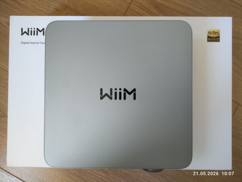 Wiim Ultra Space Grey.