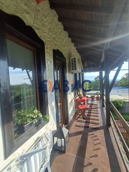 Двуетажна къща в с. Бата, България, 134 кв. м, 560 кв. м двор, цена 165 000 евро #34248635