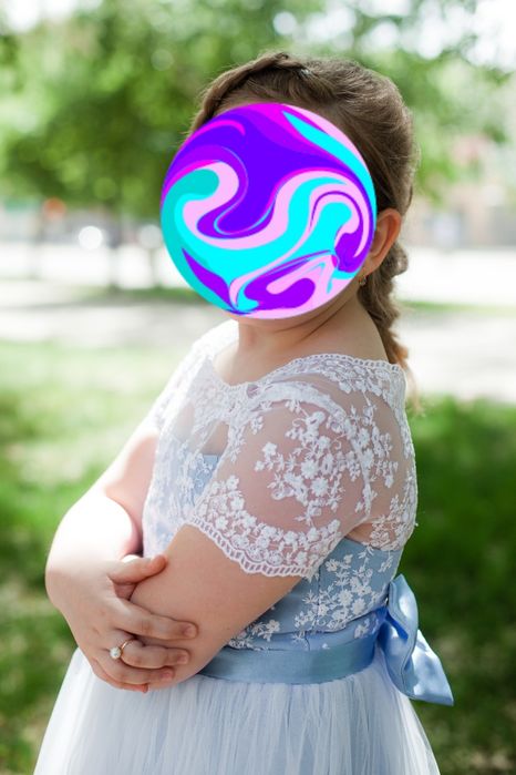 Шикарное платье на праздник.