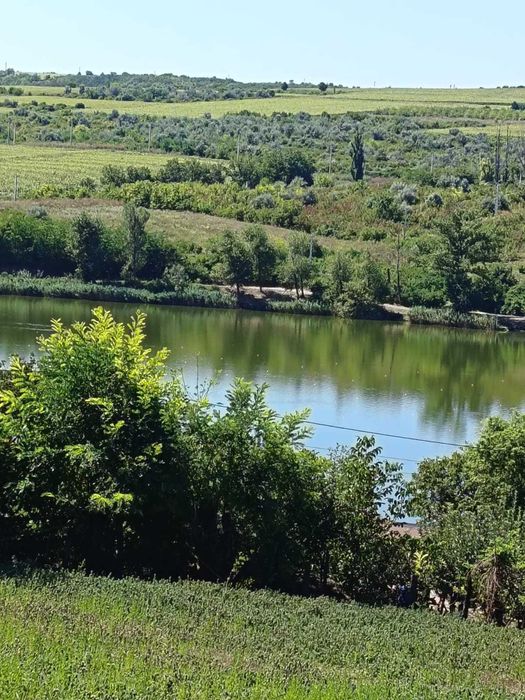 OCAZIE!VAND 1374 MP TEREN la 30ml de Lacul Dorobant-Aroneanu,toate utilitatile,priveliste superba