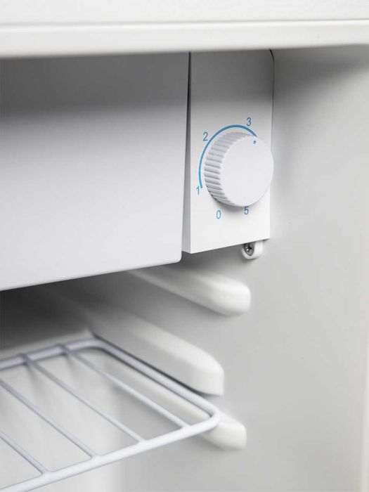 Мини-холодильник Aiwa 50L