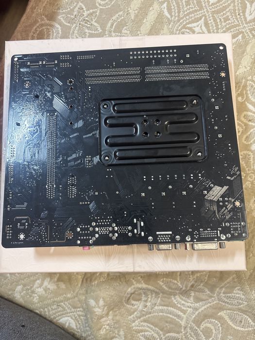 Дънна платка ASRock A320M-DVS