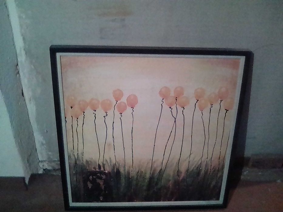 Картина в рамка с балони
