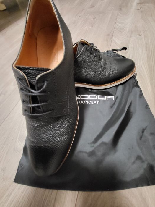Teodor Теодор concept черни спортно-елегантни обувки дерби