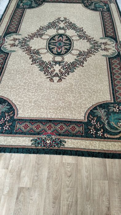 Продам ковёр 10000