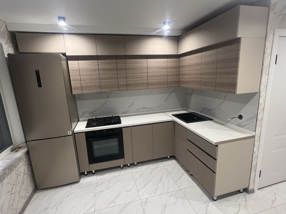 Кухонные гарнитуры на заказ