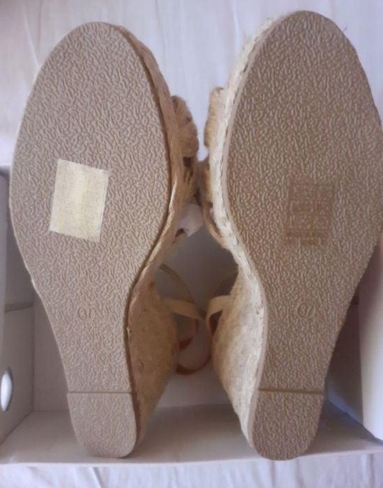 Sandale cu platforma marime 37