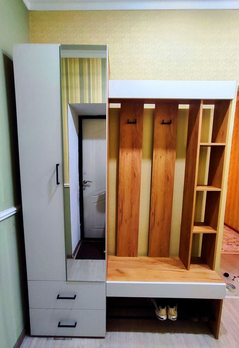 Продаю шкаф в прихожую