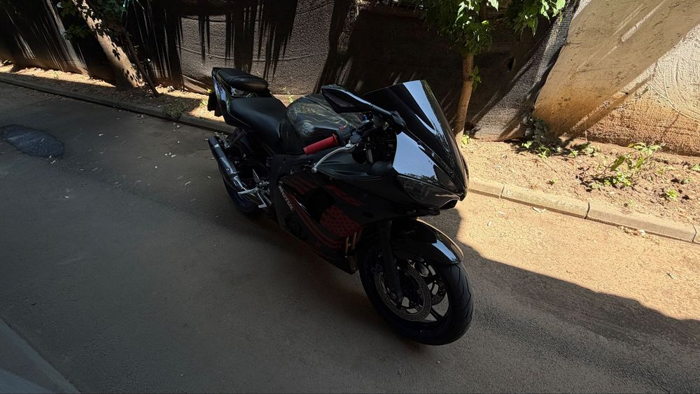 Yamaha r6 A2 35kw limitata 600