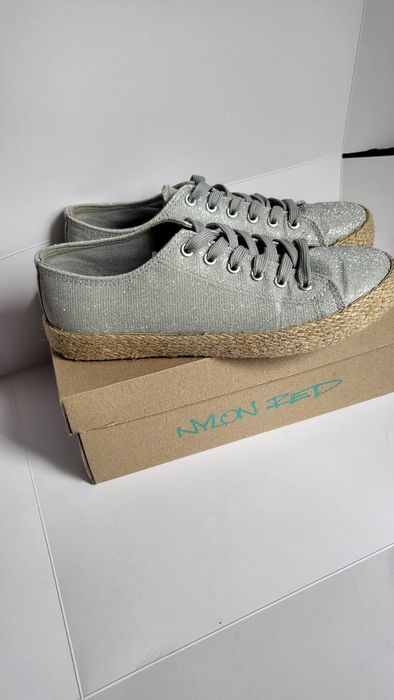 Кецове сребристи