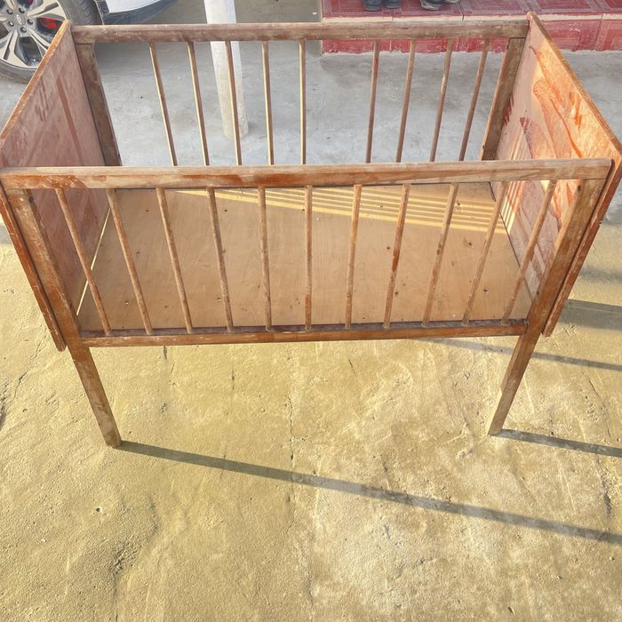 Детский кровать