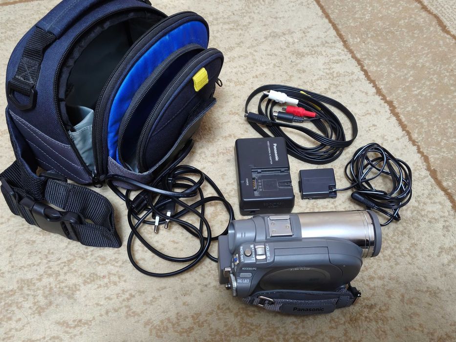 Видеокамера Panasonic VDR-D250