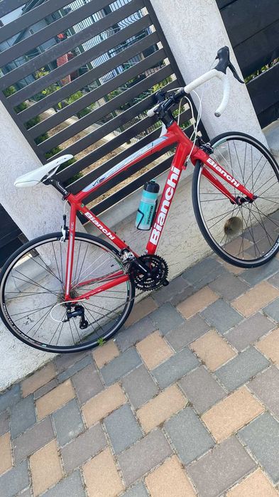 Vand 2 biciclete cursiere  Treka / Bianchi