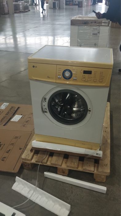 Продам стирку на запчасти