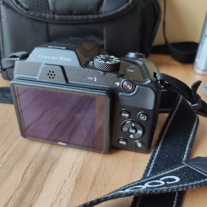 Nikon coolpix B500