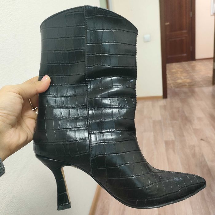 Сапоги полусапожки 39 р