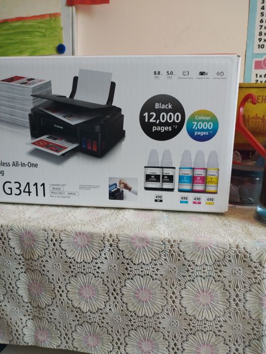 Прадаю принтер свой