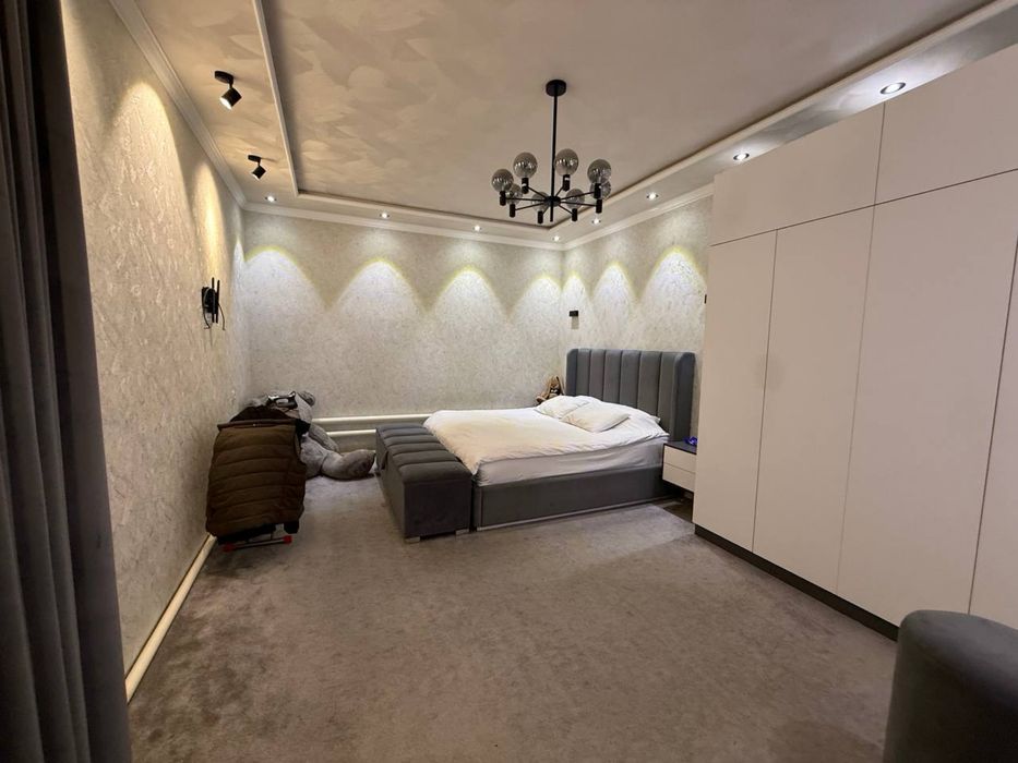 Продаеться дом по цене земли срочно 8.18 соток 5 комнат 2 сан узла