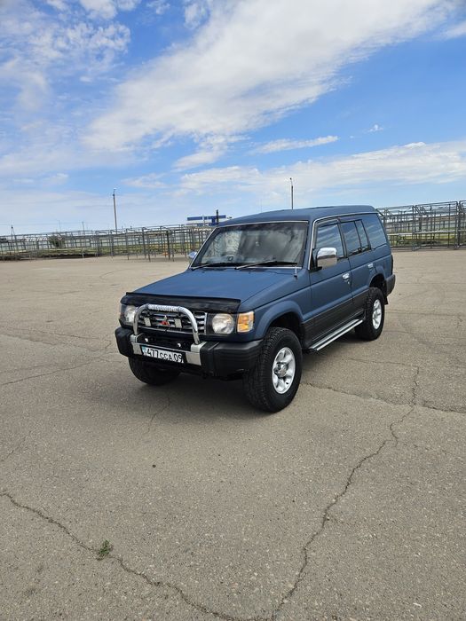 Mitsubishi Pajero 2 2.5