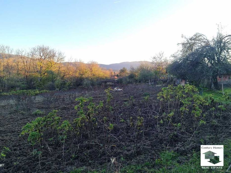 Продава се Парцел в с. Плаково, Област Велико Търново - 3575 кв.м за 8 €/кв.м - Снимка #6