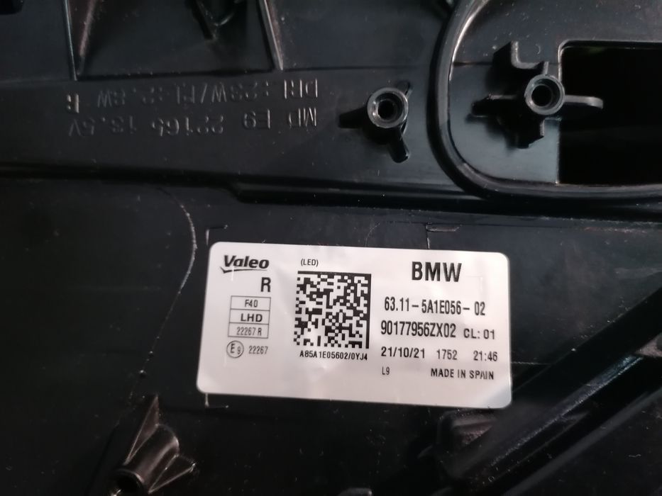 Фар Фарове за BMW 1 F40 / БМВ 1 серия Ф40 BMW LED.