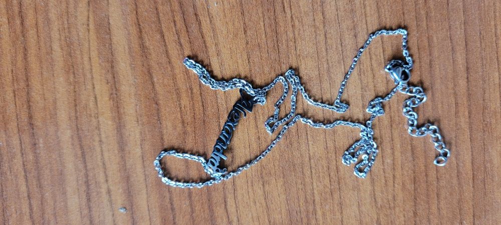 Lantisor cu pandantiv