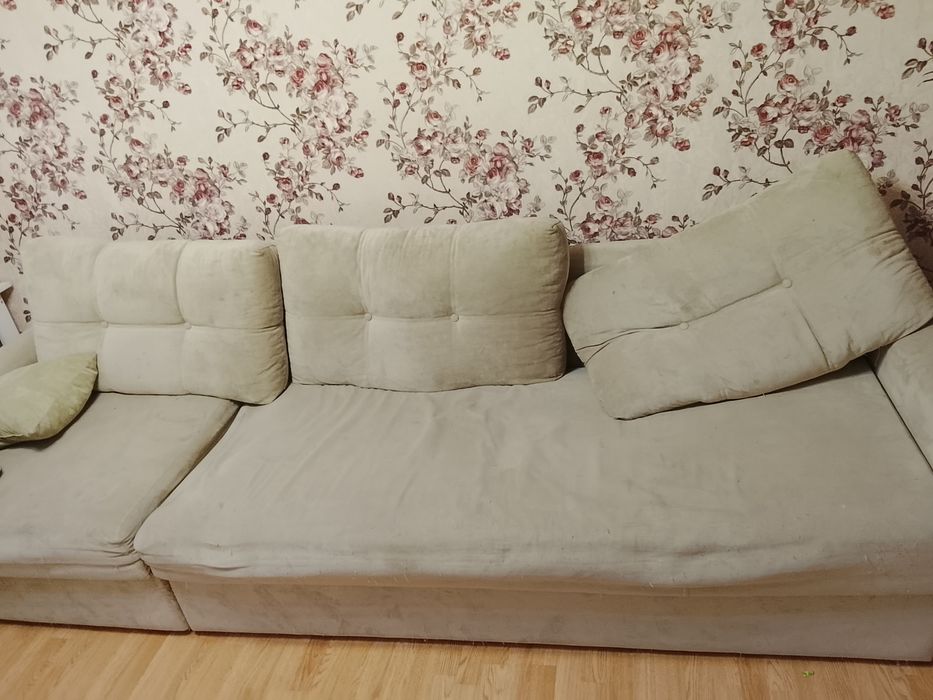 Отдам диван даром